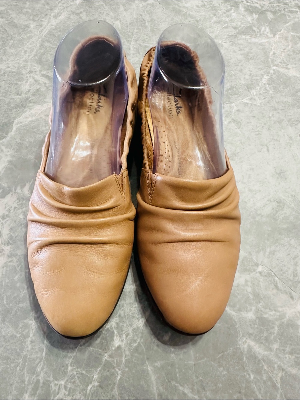 Clarks Scrunch Womens Shoes 9.5 Leather Ruched Flat Slip On Neutral